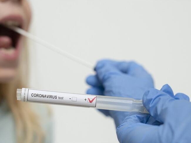 A finales de año el COVID-19 podría convertirse en una gripa más, según el Ministerio de Salud. Foto: Getty Images