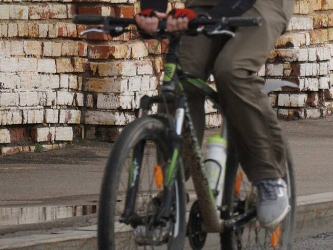 Indignación en redes sociales por libertad de conductor que atropelló a ciclista y causó su muerte. Foto: Referencia Getty