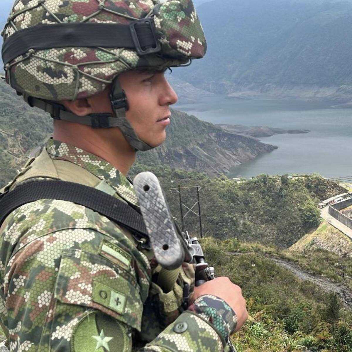 Fuerzas Militares refuerzan la protección del Parque Nacional Chingaza en el marco del Día del Agua