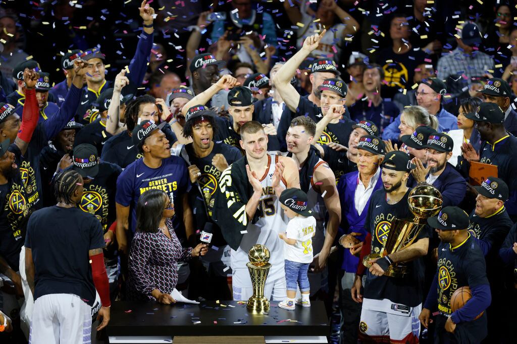 Los Denver Nuggets conquistan su primer anillo de la NBA. Foto: Getty Images.