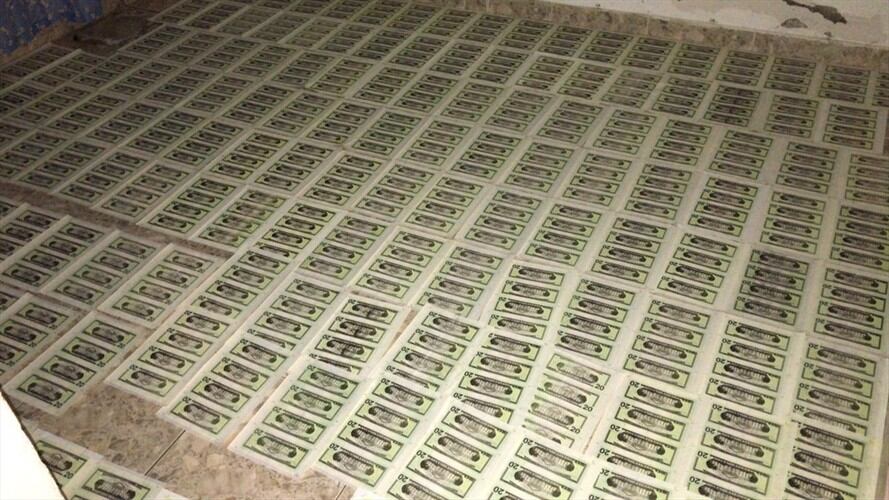 Se pudo establecer que la falsa moneda extranjera era transportada en equipajes de mano hacia Ecuador. Foto: Comunicaciones FGN Cali.