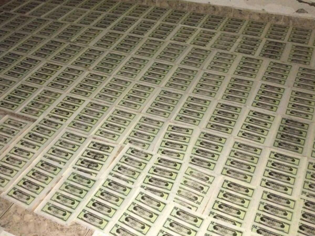 Fiscalía desmantela fábrica ilegal de billetes e incauta 140 mil dólares falsos