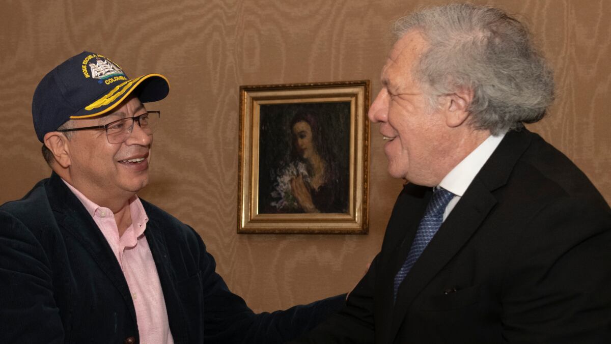 Petro y Almagro tuvieron nuevo encuentro en Bogotá