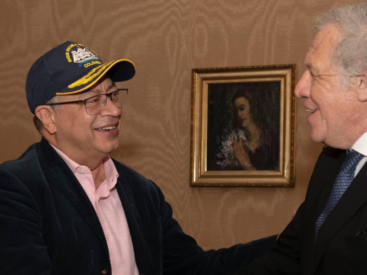 Petro y Almagro tuvieron nuevo encuentro en Bogotá