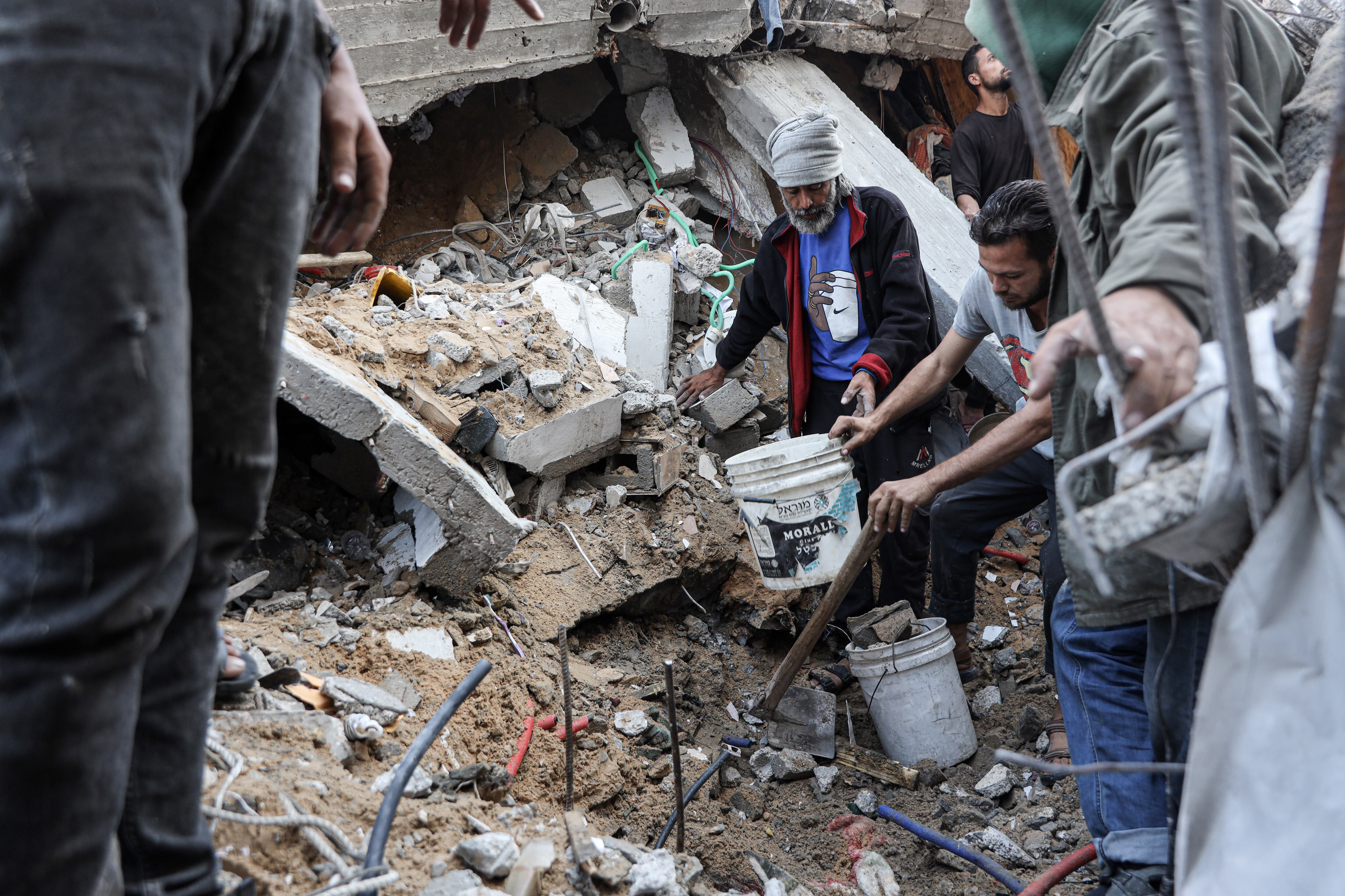 Referencia de violencia en Gaza. Foto: Abdalhkem Abu Riash/Anadolu via Getty Images.
