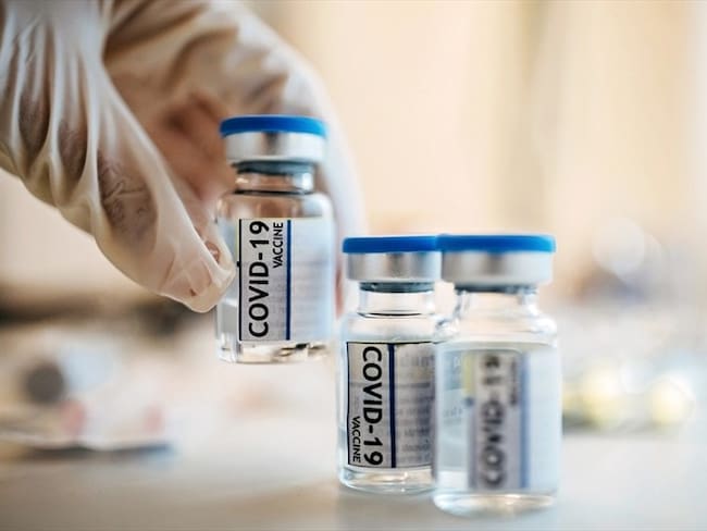 Gobierno confirma alianza con farmacéuticas e instituciones de la India para producir vacunas en el país. Foto: Getty Images