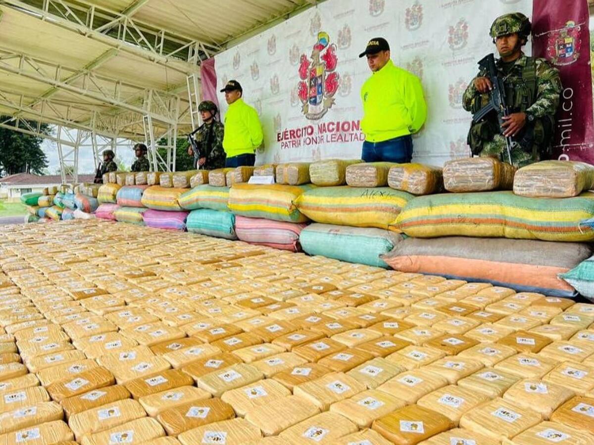 Autoridades incautaron más de dos toneladas de marihuana en el oriente de Cauca