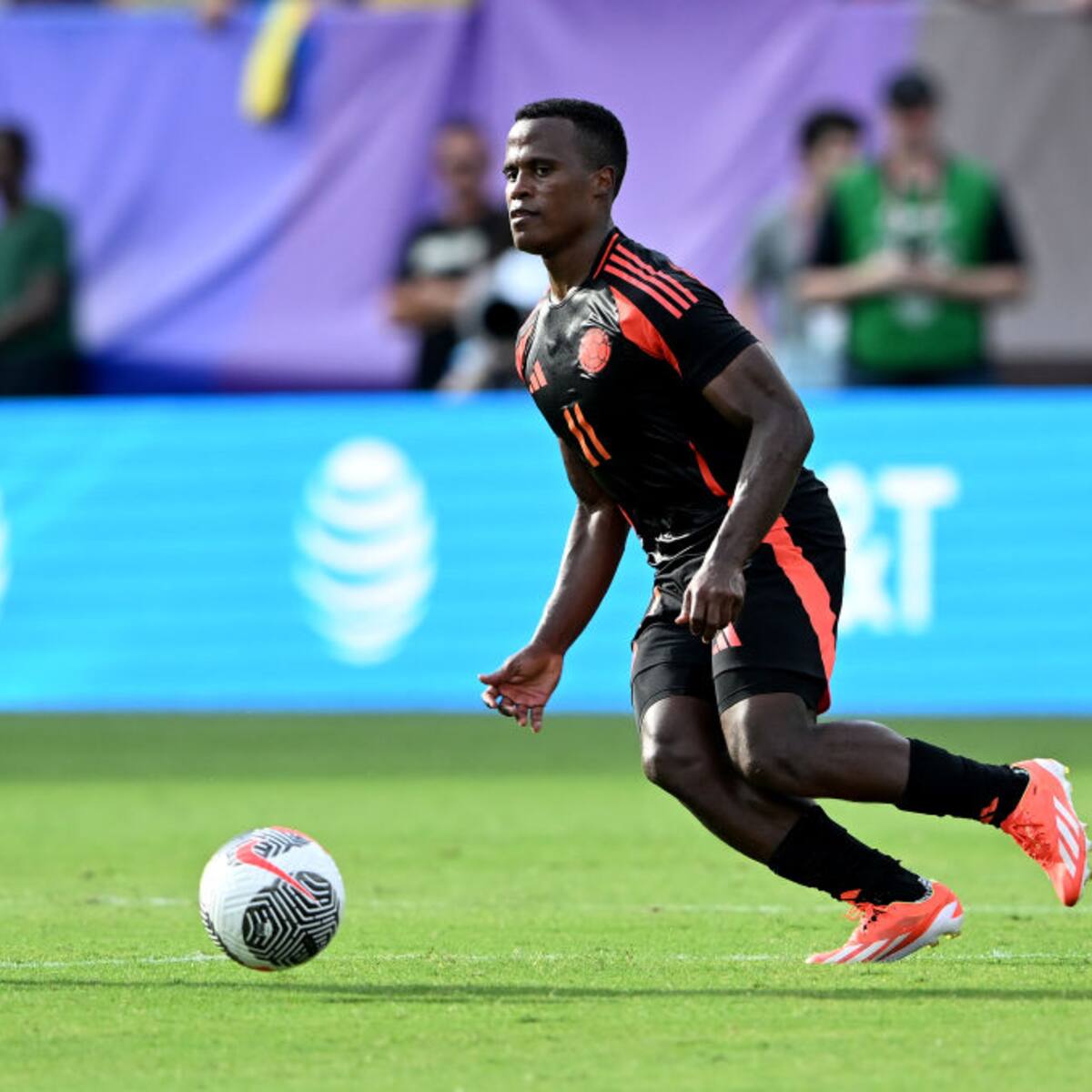 Video: así fue el golazo de Jhon Arias con el que se abrió el marcador ante Bolivia