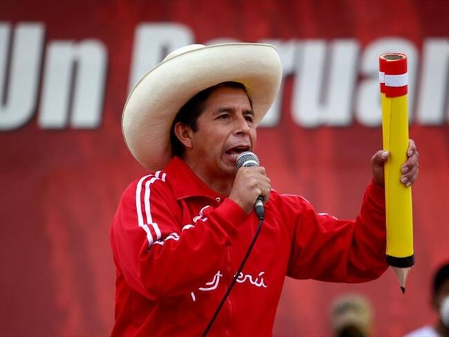 Pedro Castillo representa a la izquierda más radical en Perú: Rosangella Barbarán