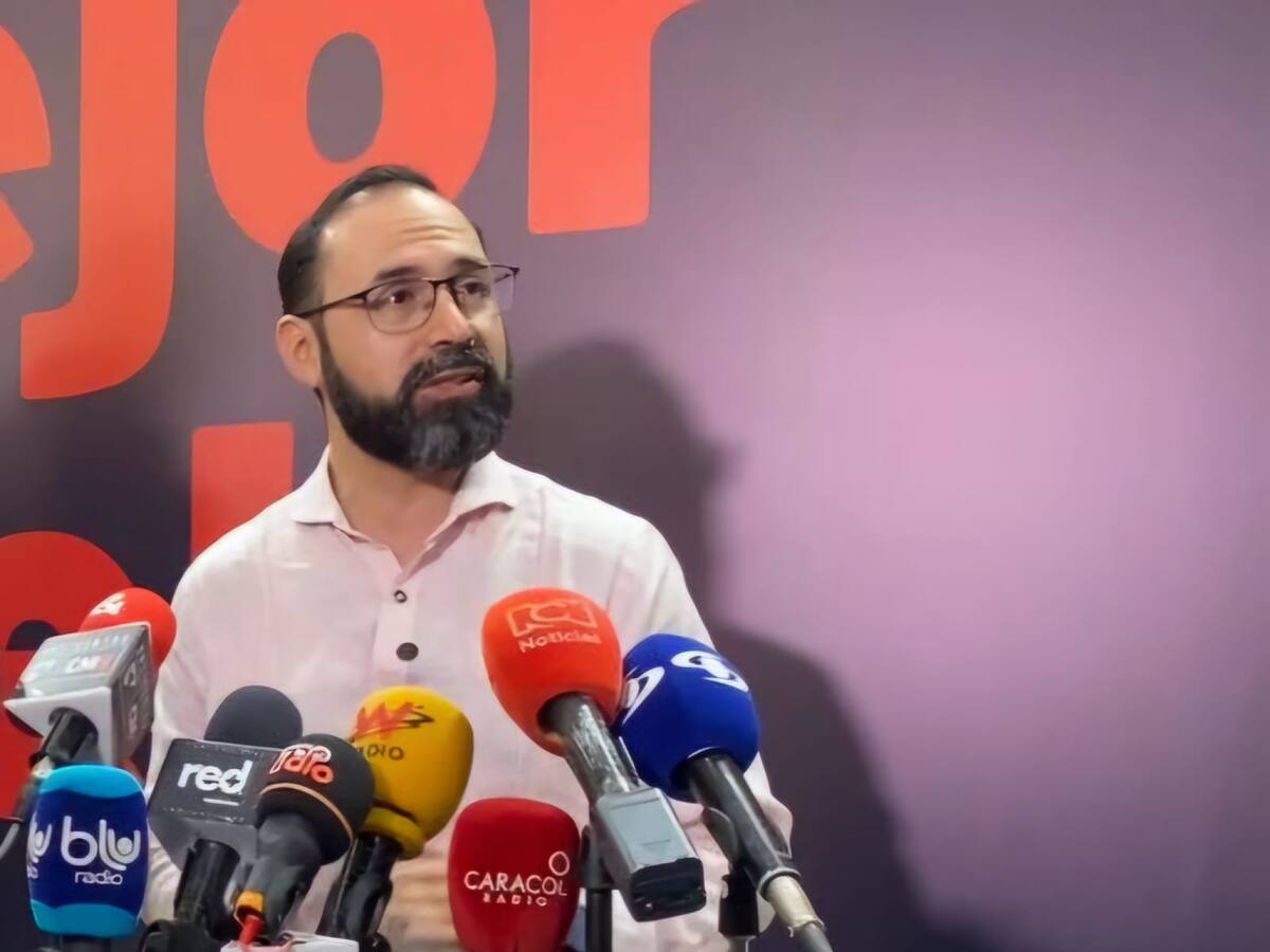 Nosotros estamos nombrando comisionados de la Creg en los tiempos: MinMinas a procuradora