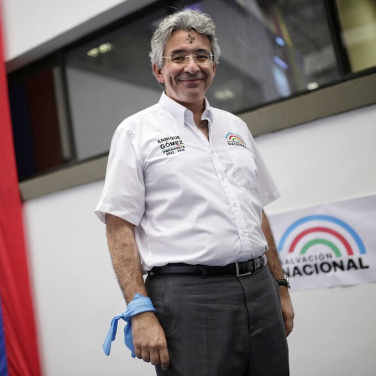 “La opción de derecha soy yo”: candidato presidencial Enrique Gómez