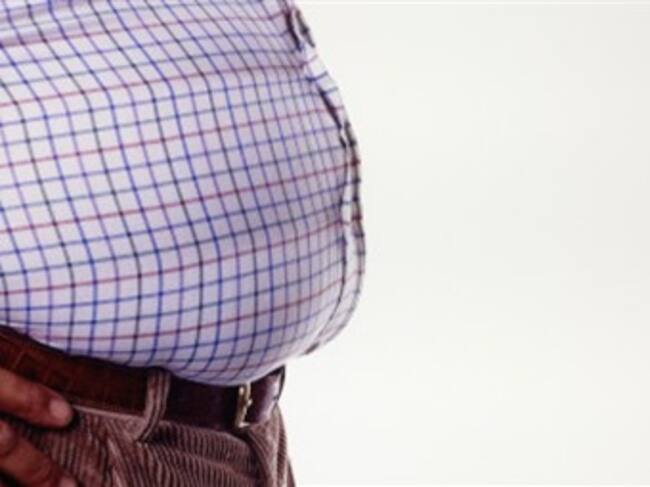Con la edad los cambios del cuerpo nos hacen más propensos a acumular grasa en la cintura. Foto: Huffington Post