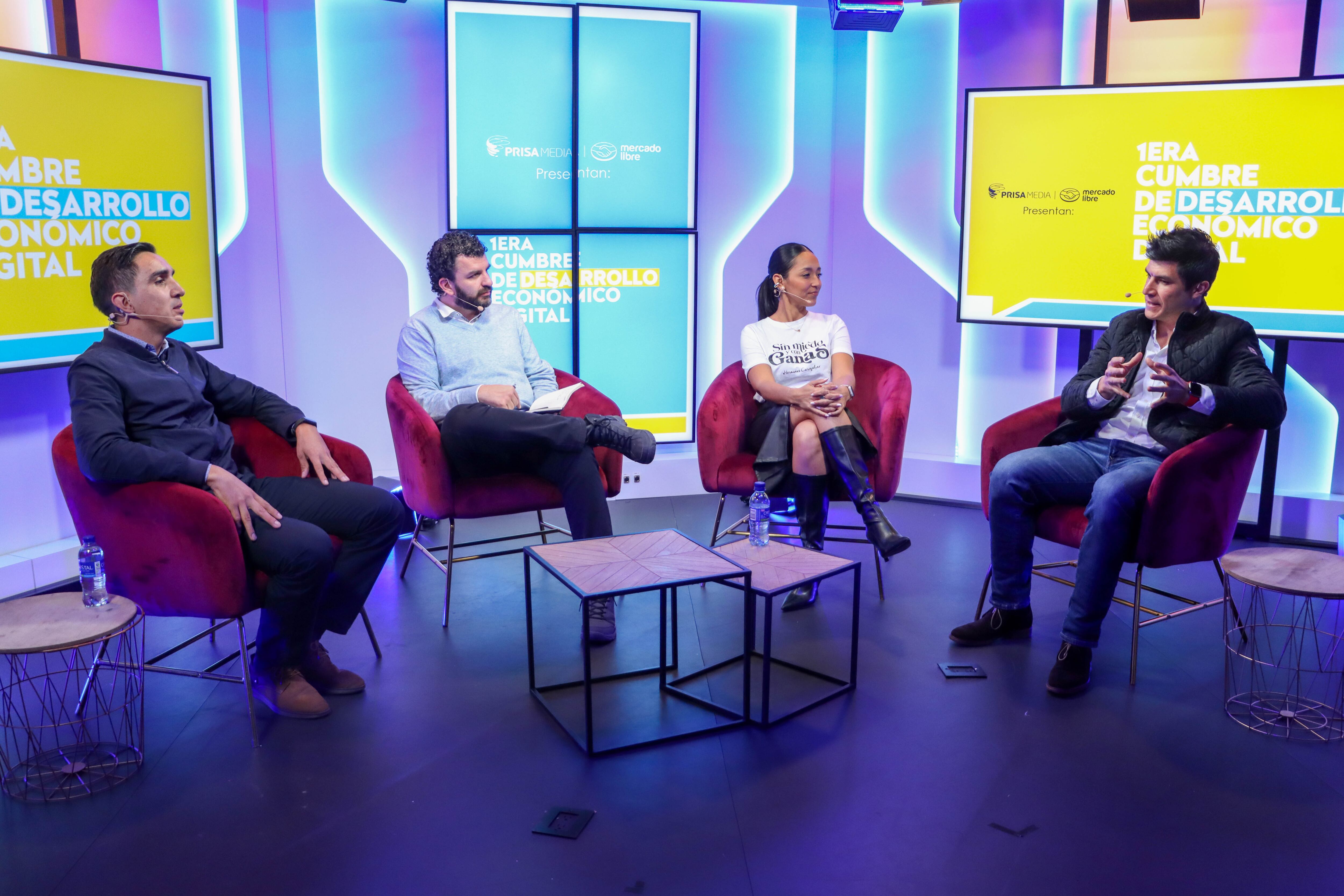 Primera Cumbre de Desarrollo Económico Digital - W Radio