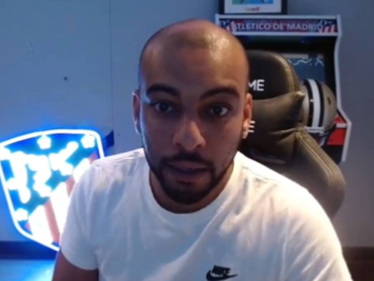 Youtuber español amenazó a una empleada de un restaurante por cobrarle una empanada