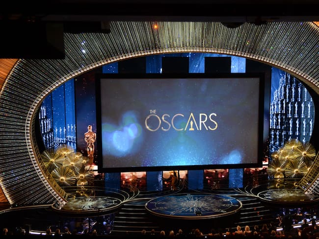 HOLLYWOOD, CA - FEBRUARY 28:  View of the stage during the 88th Annual Academy Awards at the Dolby Theatre on February 28, 2016 in Hollywood, California.  (Photo by Kevin Winter/Getty Images)