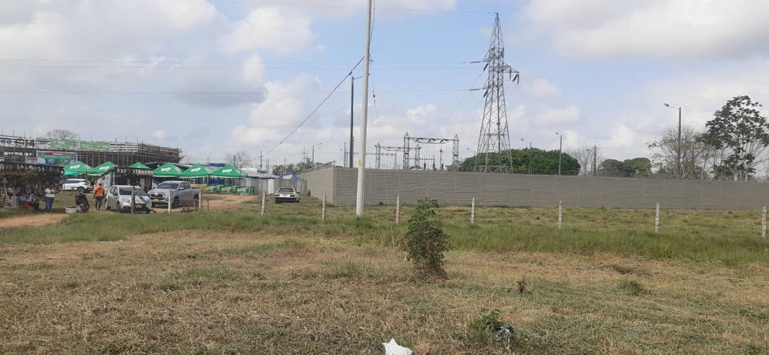 Corraleja estaría debajo de una línea de alta tensión en Planeta Rica. Foto: cortesía Afinia.