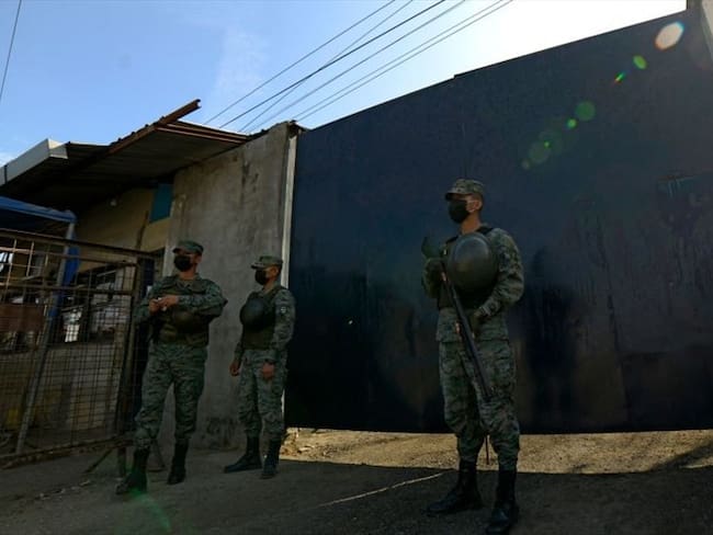 Ecuador declara estado de excepción para las cárceles