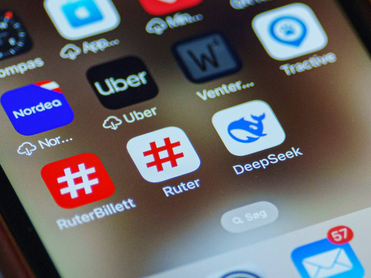 La IA china DeepSeek limita registros temporalmente por “ataques maliciosos a gran escala”