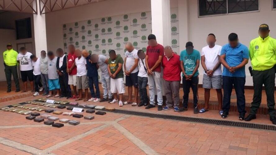 A los capturados se les incautaron vehículos, armas, drogas en cantidad y dinero en efectivo. Foto: Cortesía Policía Metropolitana de Cartagena