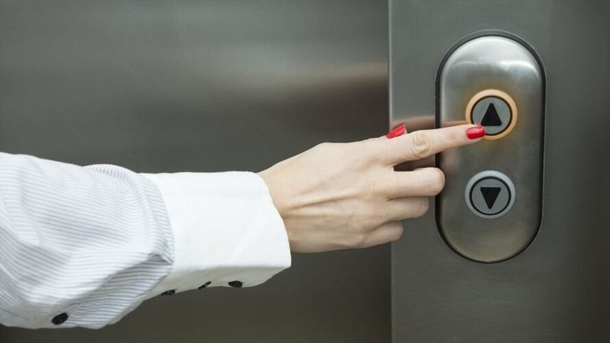 No le prestamos mucha atención, pero el ascensor es más importante de lo que se creemos... Foto: Getty Images