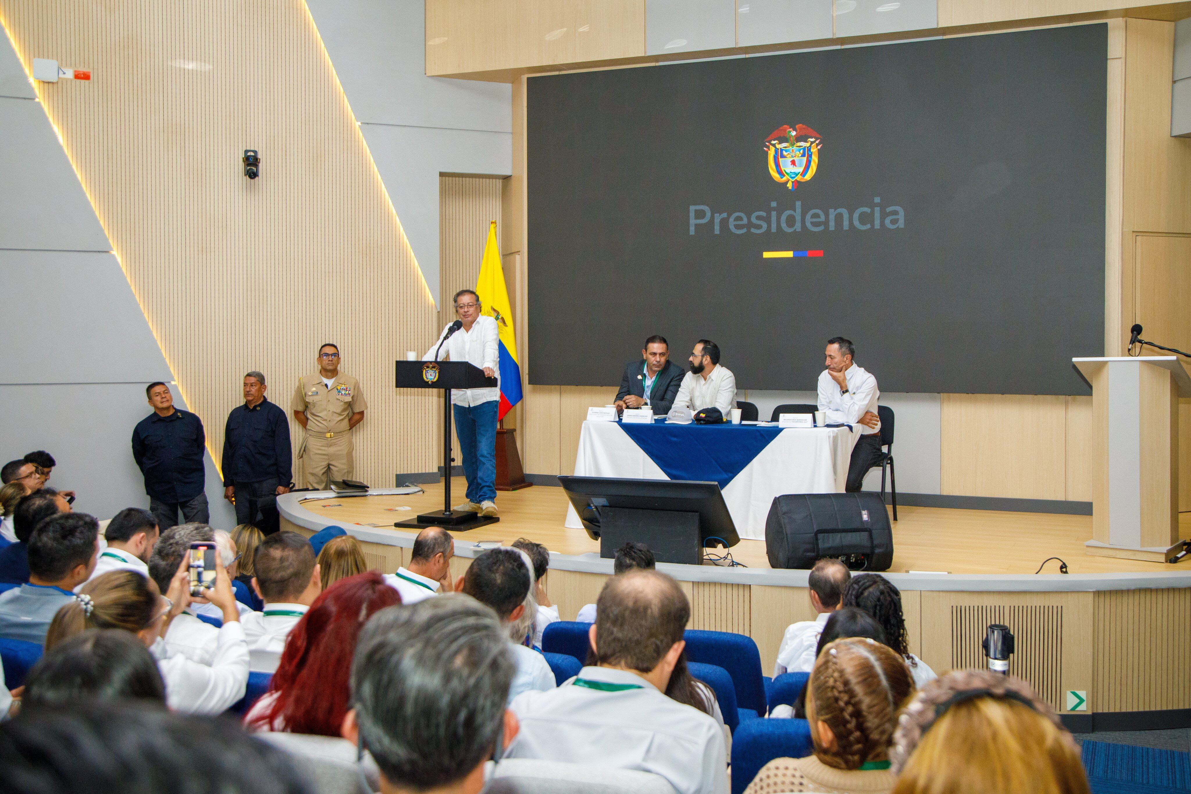 La comparación de Petro entre las hidroeléctricas y el narcotráfico. Foto: Presidencia de la República.