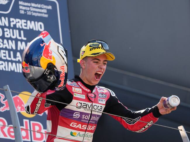 Misano Adriatico (Italy), 10/09/2023.- David Alonso of Colombia and Gaviota GASGAS Aspar M3 celebrate the victory of Moto 3 Race of the MotoGP of San Marino and Riviera di Rimini at Marco Simoncelli Circuit, Misano Adriatico, Italy, 10 September 2023. (Motociclismo, Ciclismo, Italia) EFE/EPA/DANILO DI GIOVANNI
