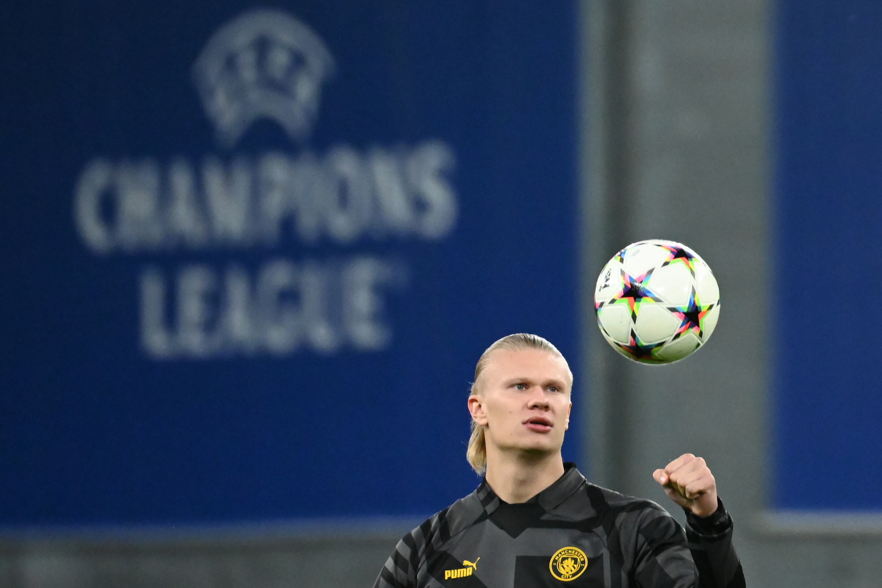 COPENHAGEN, DENMARK - OCTOBER 11: Manchester City's striker Erling Haaland warms up prior to the UEFA Champions League football match between FC Copenhagen and Manchester City at Parken Stadium in Copenhagen, Denmark, on October 11, 2022. (Photo by Sergei Gapon/Anadolu Agency via Getty Images)