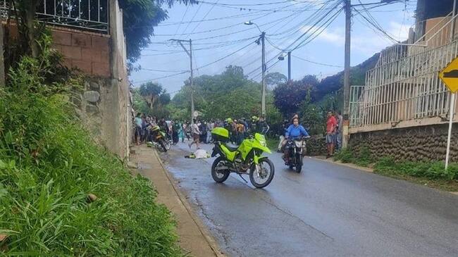 Según las autoridades, el ataque fue ejecutado desde una camioneta en el barrio Lourdes . Foto: Cortesía