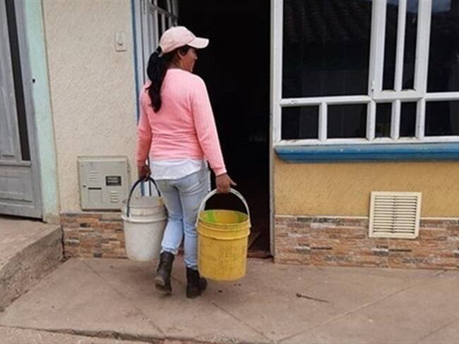 Esta semana se trasladaron equipos a Tópaga que debido al desprendimiento de banca en el sector del río Gameza esta población quedo sin el suministro de agua potable.. Foto: W