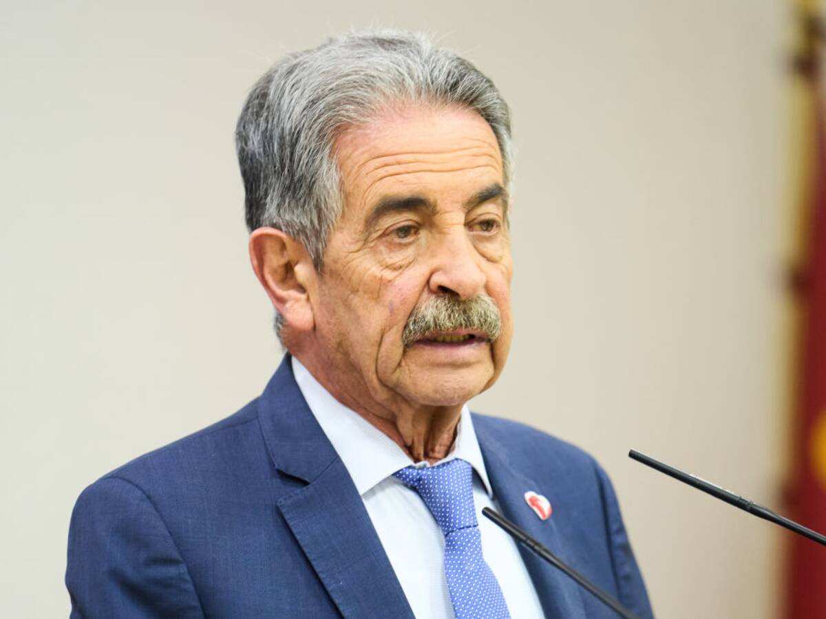 Pedro Sánchez le hizo “conejo” al presidente de Cantabria en restaurante de Madrid