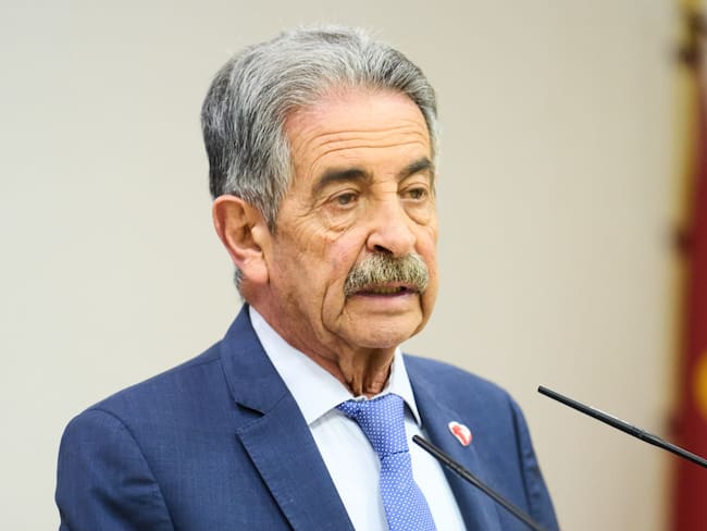 Pedro Sánchez le hizo “conejo” al presidente de Cantabria en restaurante de Madrid