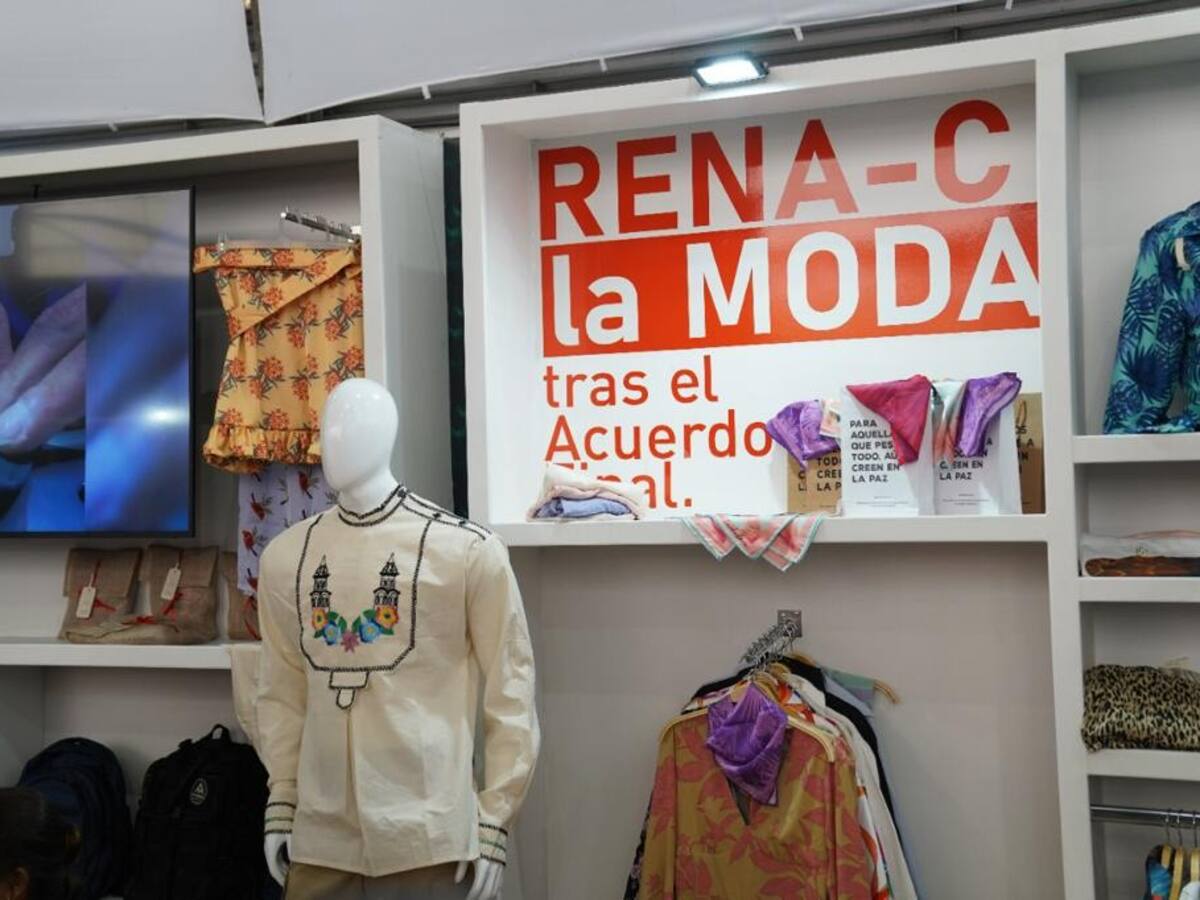 Prendas elaboradas por excombatientes de las Farc llegan a Colombiamoda 2022