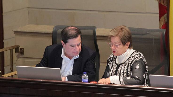 Debate de congresistas: ¿licencias de reforma laboral promoverán el desempleo?