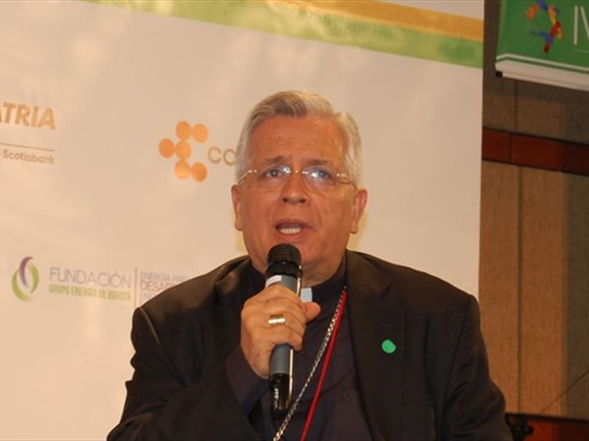 Arzobispo de Cali arremete contra los medios de comunicación en defensa de un candidato