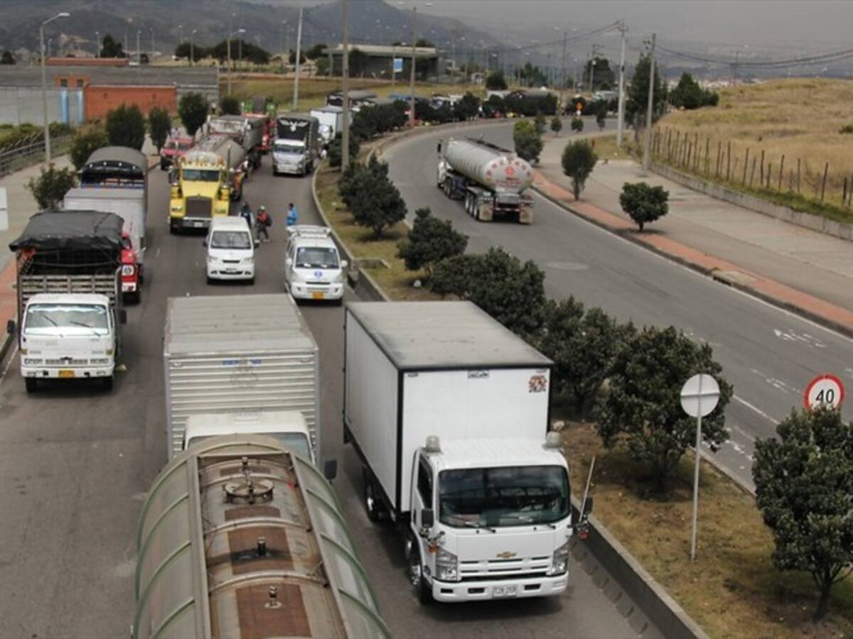 Coviandes presenta al Gobierno plan de medidas para reabrir la vía Bogotá-Villavicencio