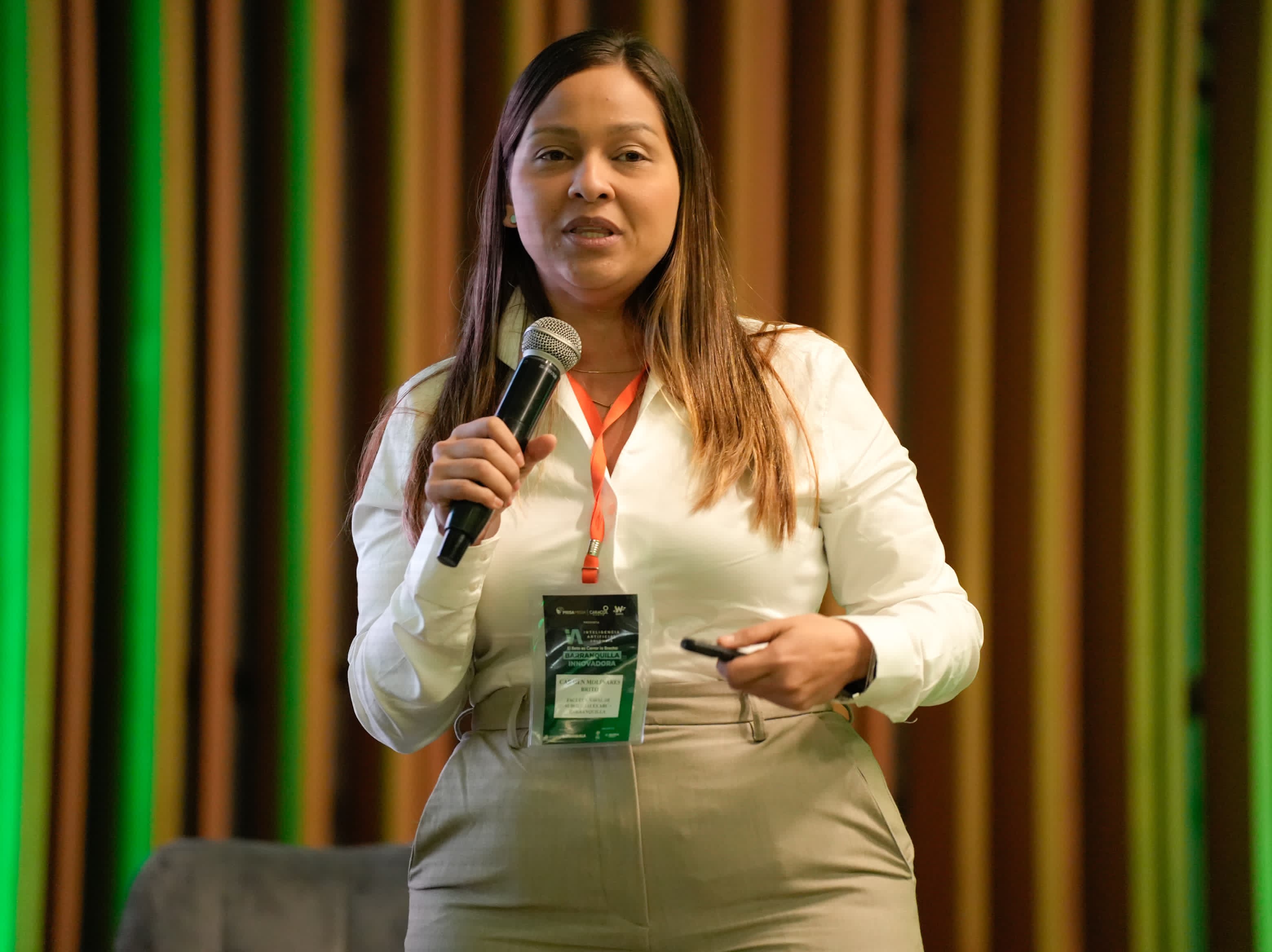 Carmen Molinares, gerente de QData, resalta la importancia de la alfabetización tecnológica como motor de innovación y desarrollo en el Caribe Colombiano. | Foto: W Radio