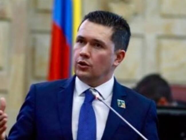 Corte Suprema llama a indagatoria al representante a la Cámara Edwin Ballesteros