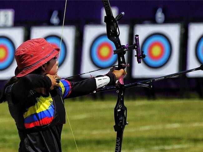 Arquera colombiana Valentina Acosta. Foto: Twitter: Comité Olimpico Colombiano