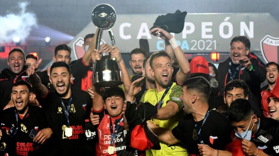 Conmovedor llanto de abuelo argentino que por primera vez vio a su equipo campeón. Foto: Getty Images