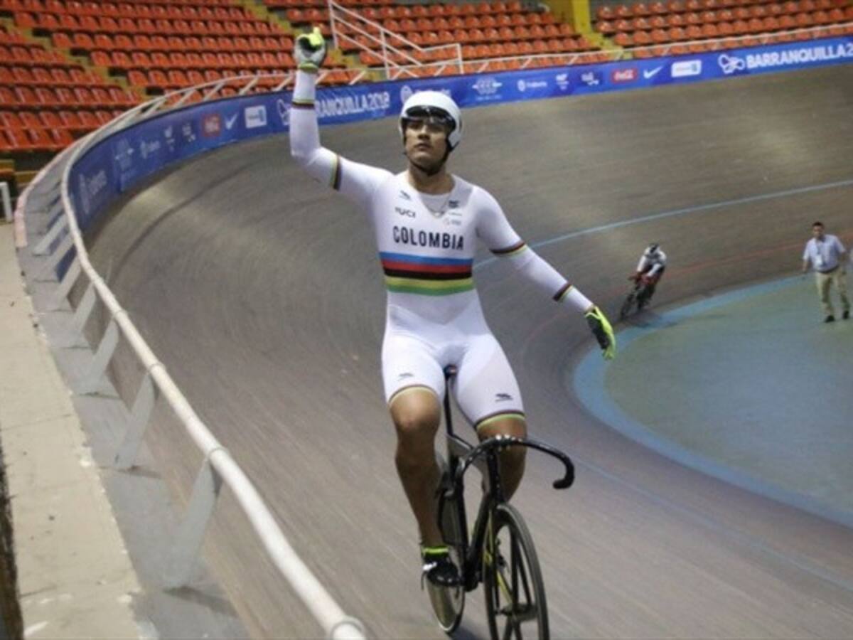 El campeón mundial Fabian Puerta se quedó con el oro en el Keirin