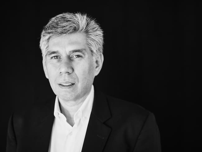 Daniel Coronell desmiente presuntos sobornos: “no corresponde a la verdad”