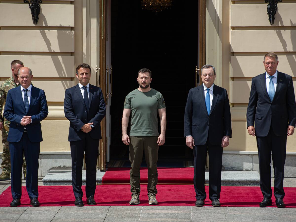 Macron, Scholz y Draghi visitan Irpin, suburbio de Kiev devastado por la guerra