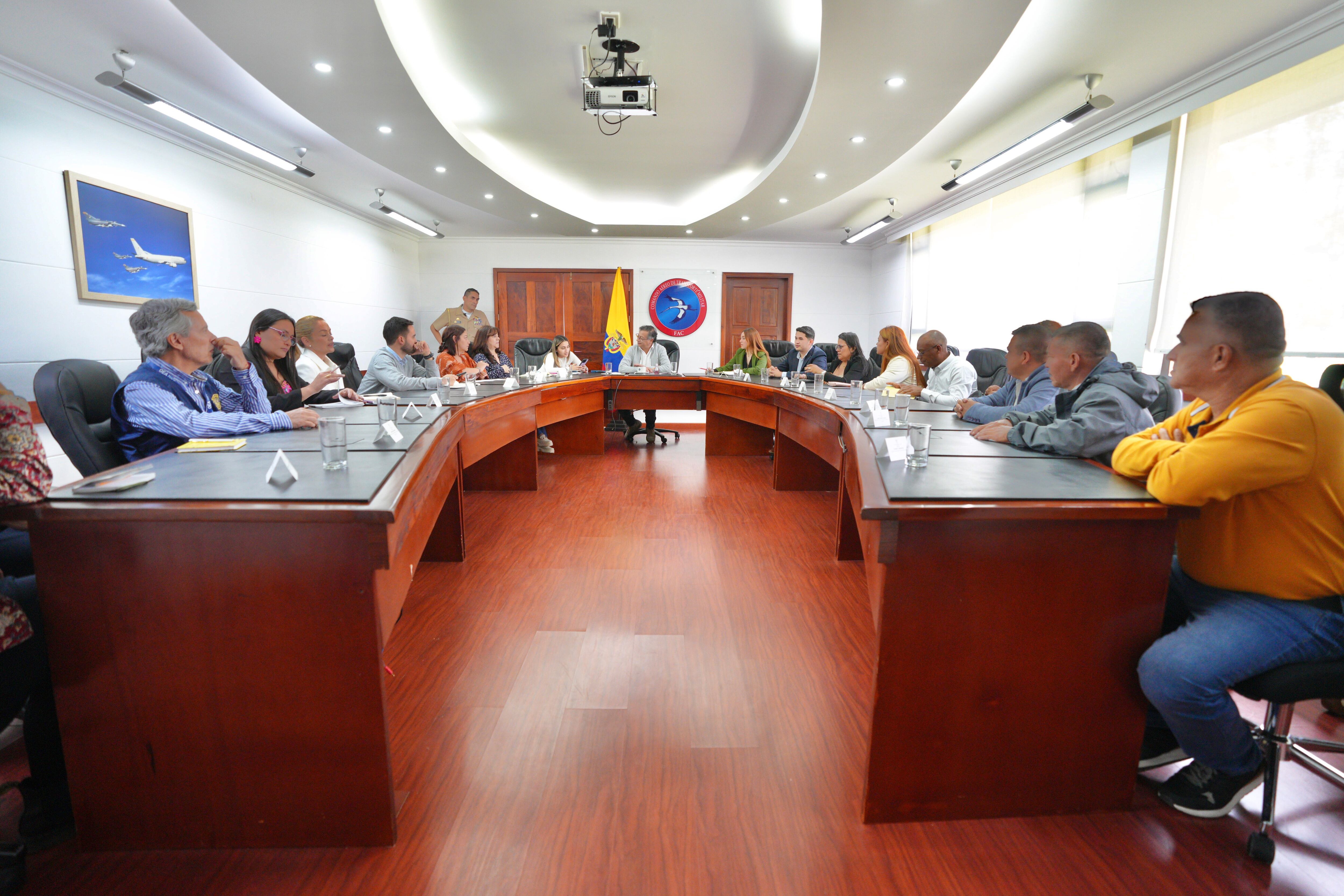 Seguridad, inversión e infraestructura: los temas de Petro con líderes de El Plateado. Foto: Presidencia.