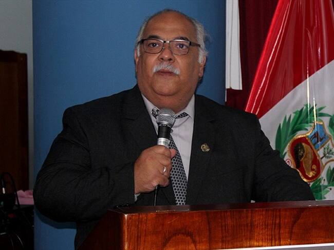 El ex viceministro de Salud Pública de Perú se defiende tras escándalo por vacunas