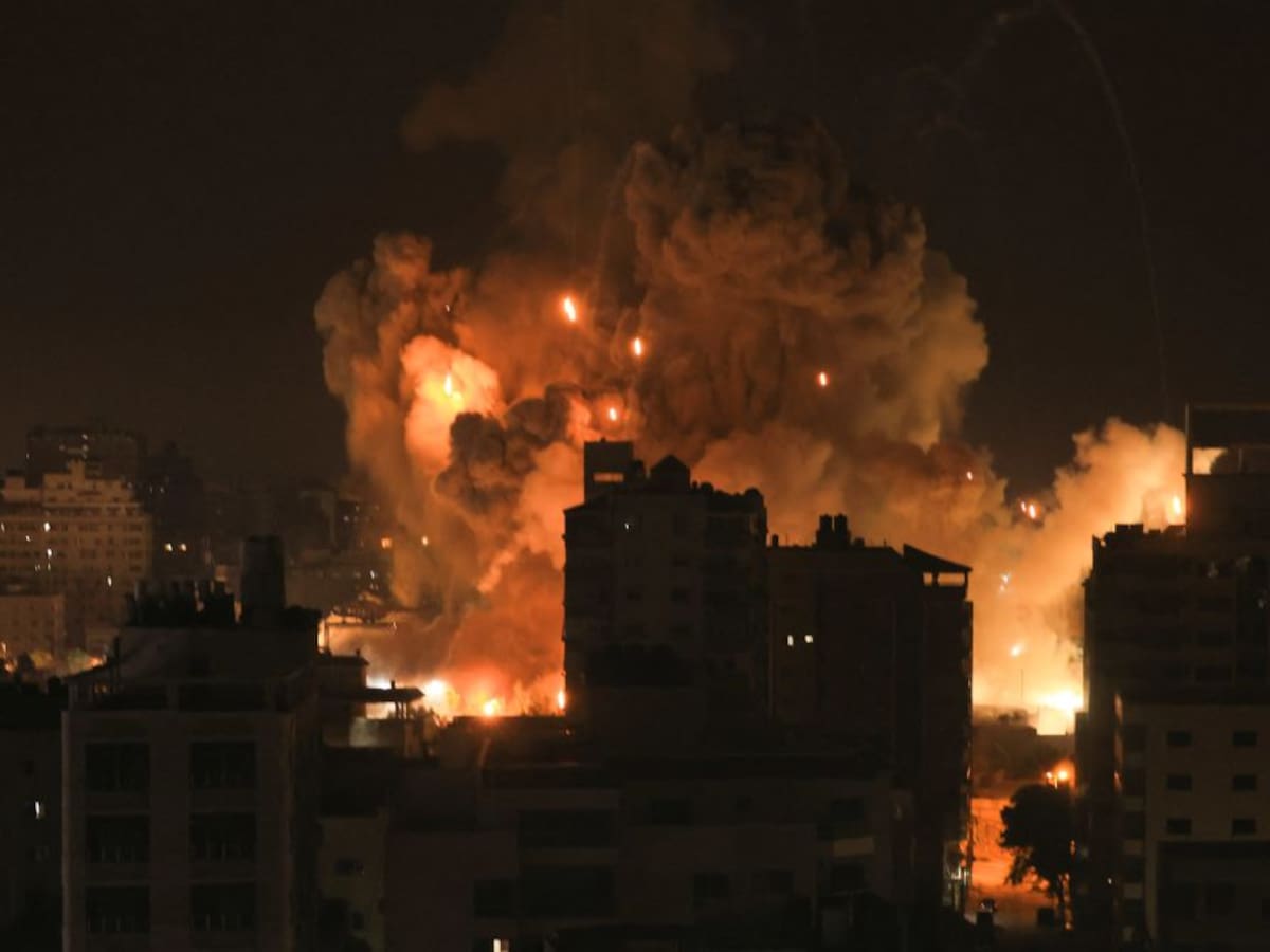 Israel continúa con los ataques aéreos masivos en Gaza para “devastar” a Hamás