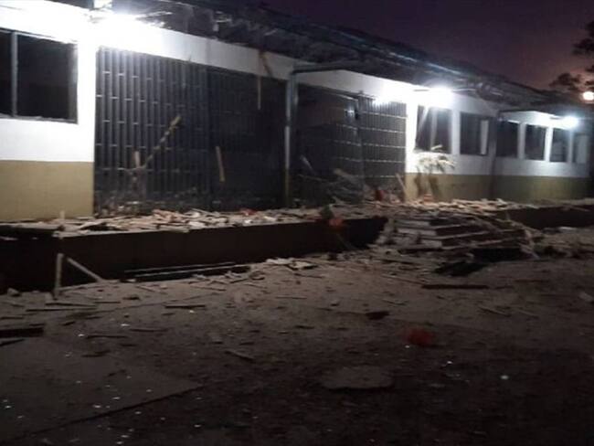 Atentado contra batallón militar en Tame, Arauca. Foto: Caracol Radio