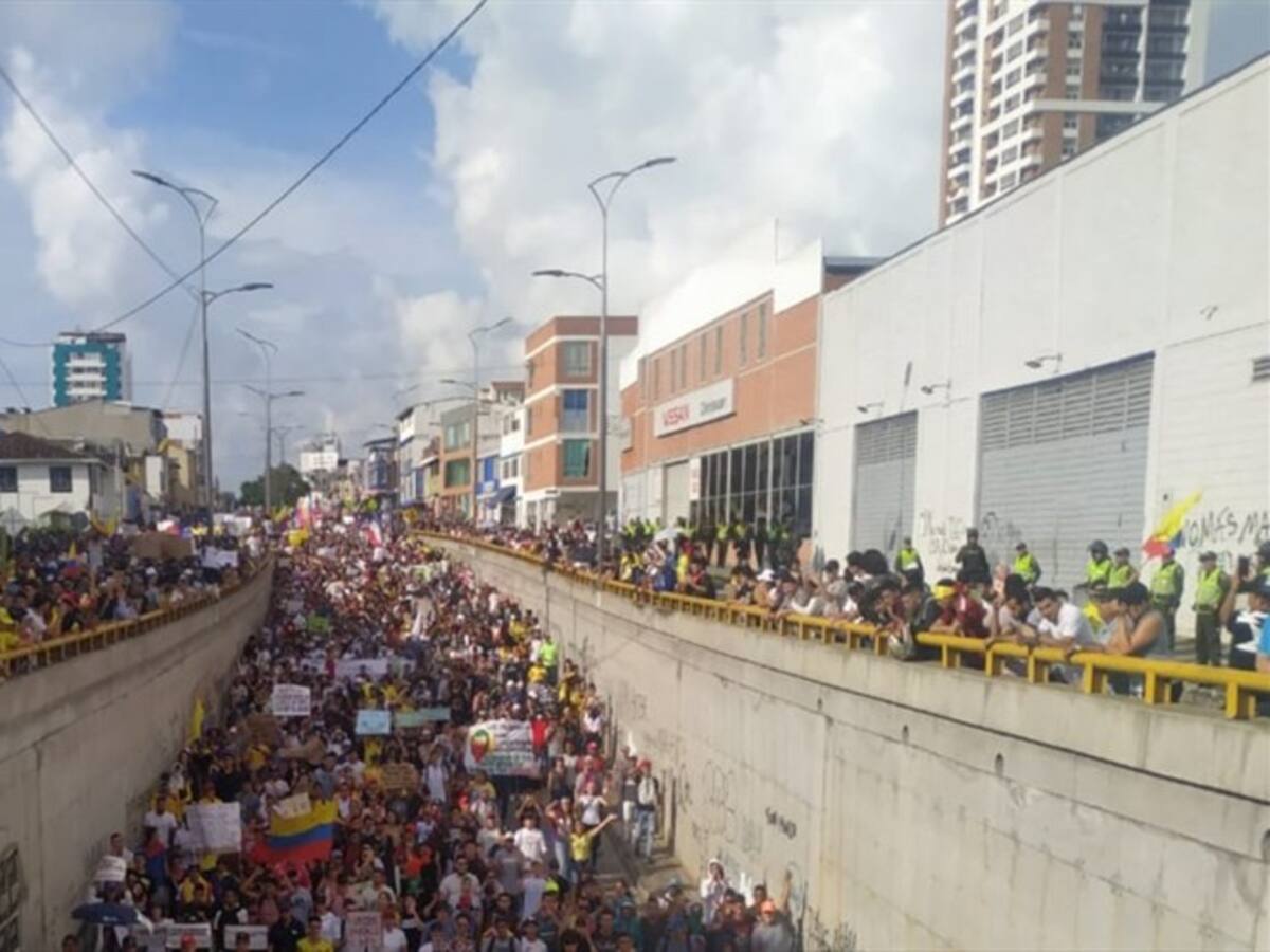 Velatón y cacerolazo en Bucaramanga por la muerte de Dilan Cruz