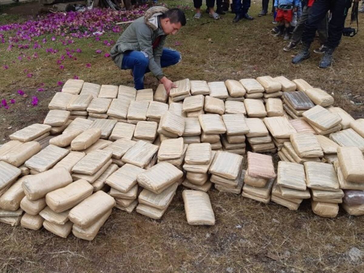 Capturan a tres sujetos con 300 kilos de marihuana en Caldono, Cauca
