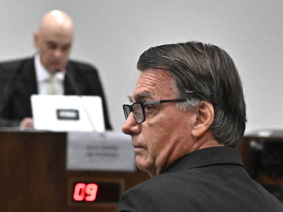 Jair Bolsonaro dijo que salió del interrogatorio convencido de que será el próximo presidente