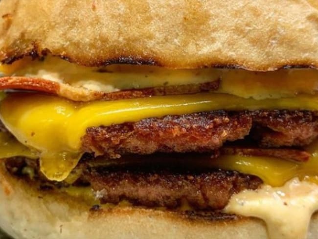 ¿Una hamburguesa vegana con sabor a carne? Una colombiana asegura que sí es posible